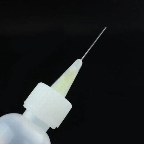 Plastic Bottle with Needle - Image 2