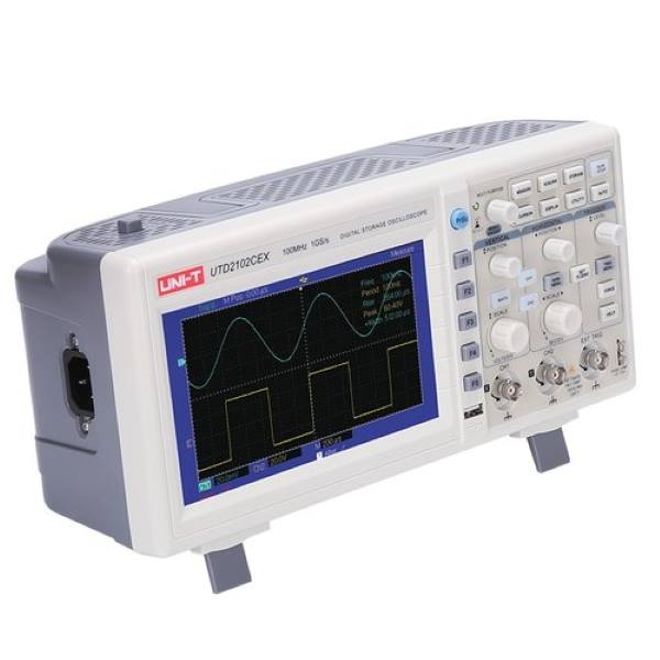 UNI-T UTD2102CEX Digital Storage Oscilloscope - Image 2
